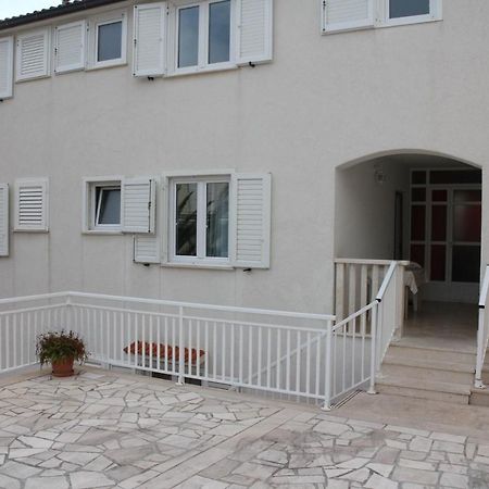 Apartments Tily Trogir Buitenkant foto