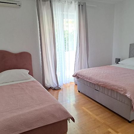 Apartments Tily Trogir Buitenkant foto