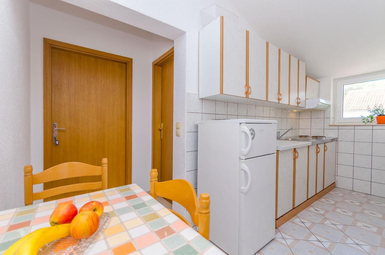 Apartments Tily Trogir Buitenkant foto