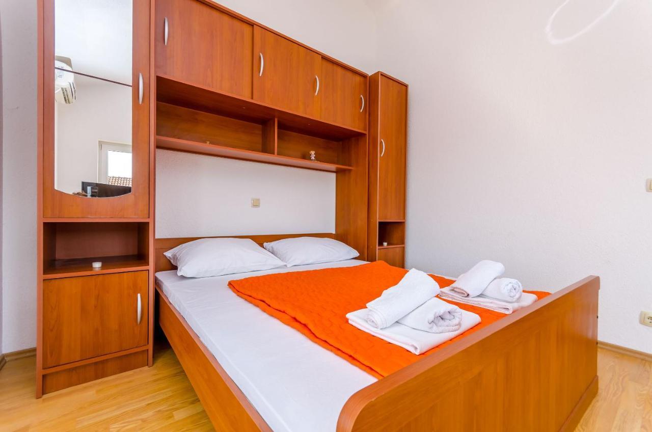 Apartments Tily Trogir Buitenkant foto