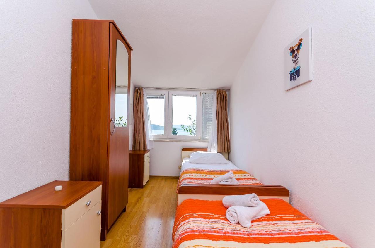 Apartments Tily Trogir Buitenkant foto