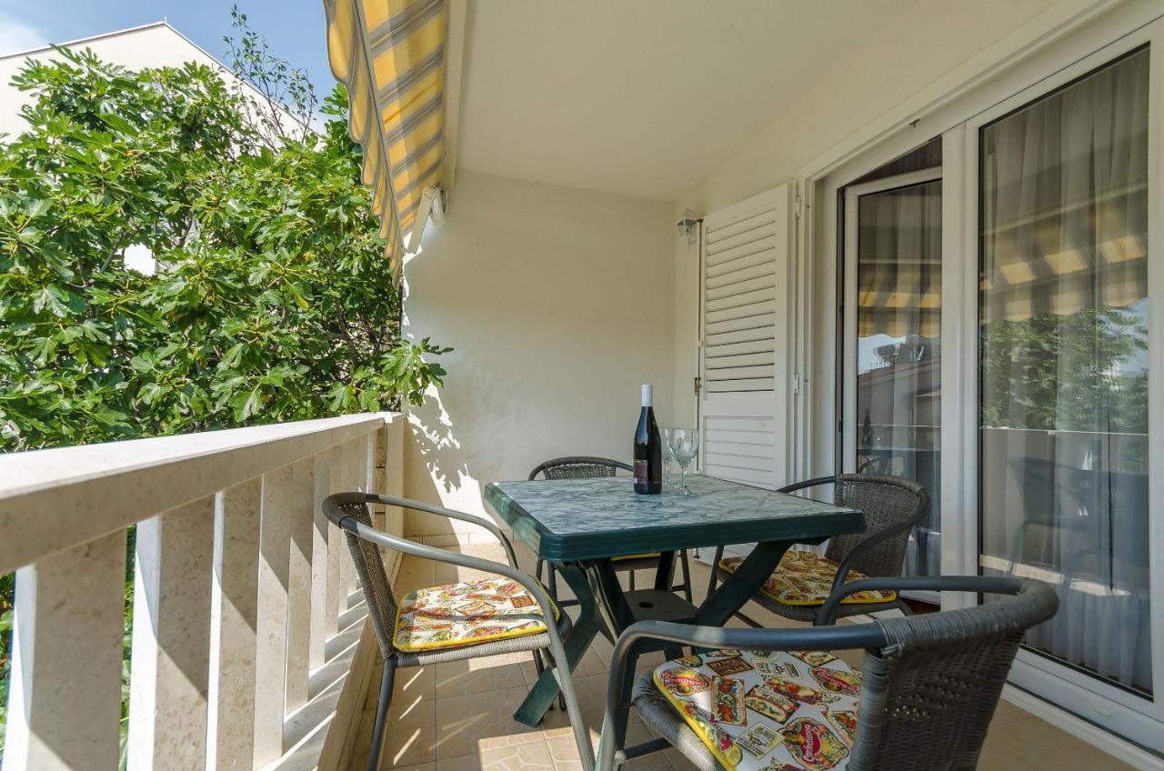 Apartments Tily Trogir Buitenkant foto