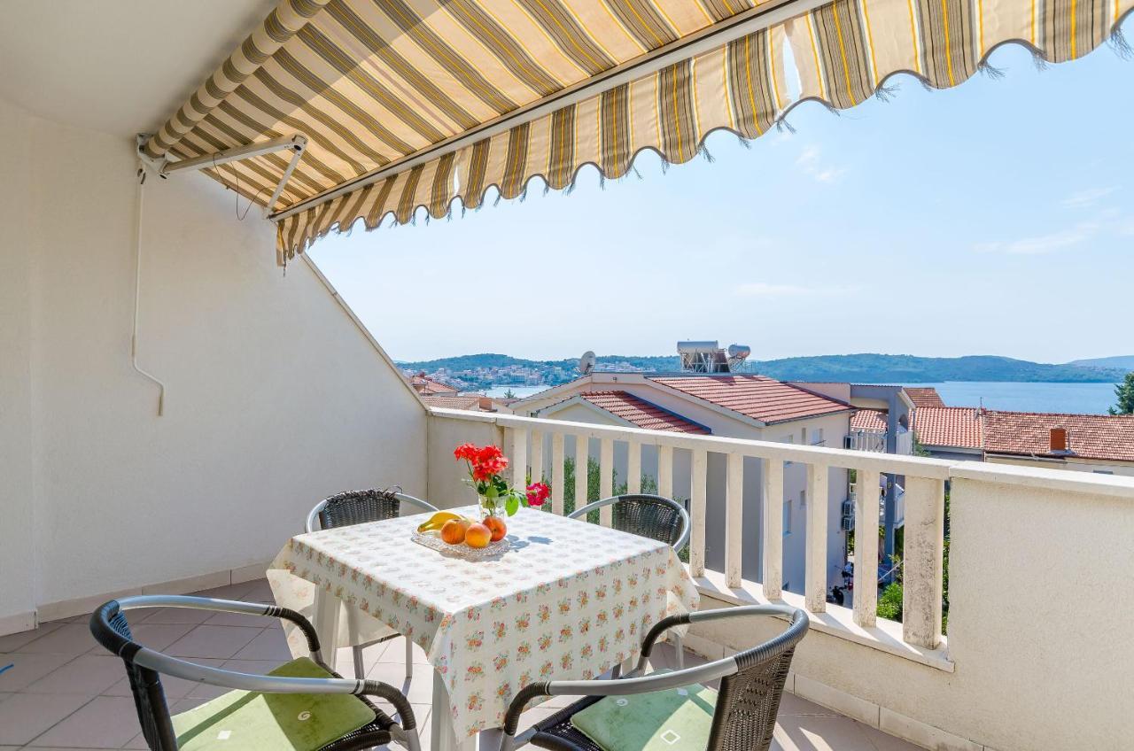 Apartments Tily Trogir Buitenkant foto