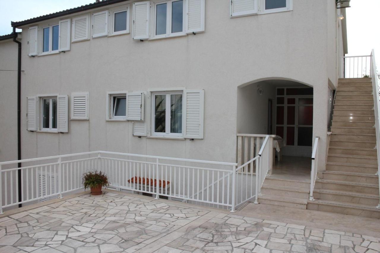 Apartments Tily Trogir Buitenkant foto